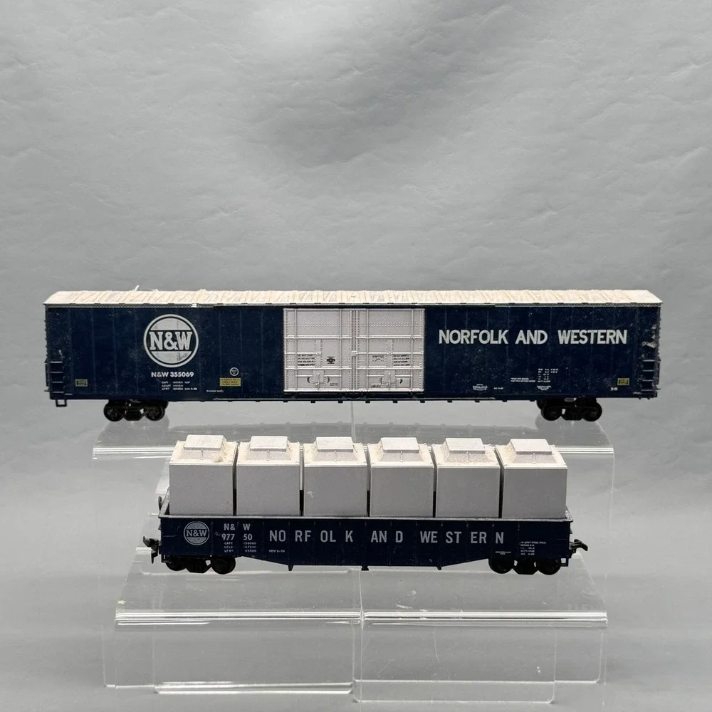 Athearn HO Scale Norfolk & Western 86' Hi-Cube & 50' Gondola Lot